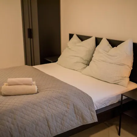 Holiday home Hugos Design House Am Waldrand - Ruhig & Modern *