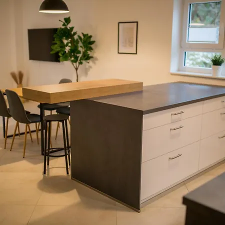 Hugos Design House Am Waldrand - Ruhig & Modern Casa vacanze *