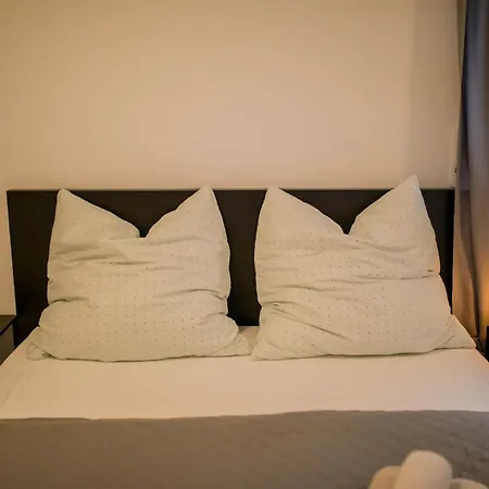 Hugos Design House Am Waldrand - Ruhig & Modern Casa vacanze Bensheim