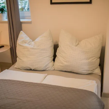 Hugos Design House Am Waldrand - Ruhig & Modern * Bensheim