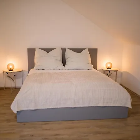Holiday home Hugos Design House Am Waldrand - Ruhig & Modern