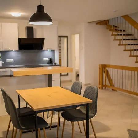 Hugos Design House Am Waldrand - Ruhig & Modern * Bensheim