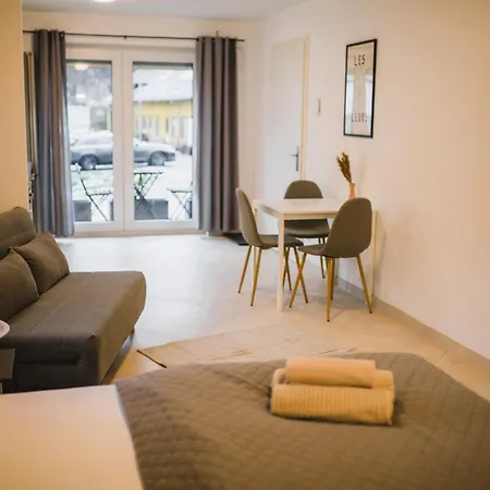 Hugos Design House Am Waldrand - Ruhig & Modern