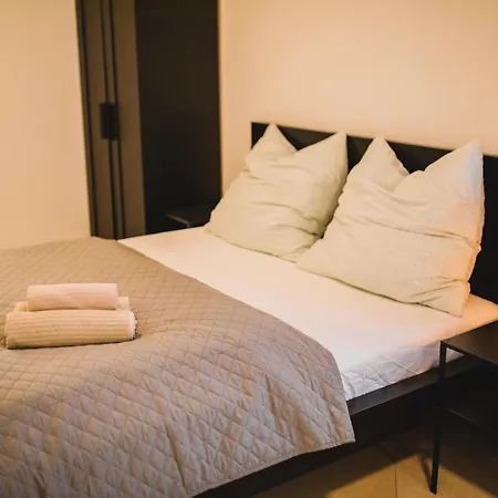 Hugos Design House Am Waldrand - Ruhig & Modern *