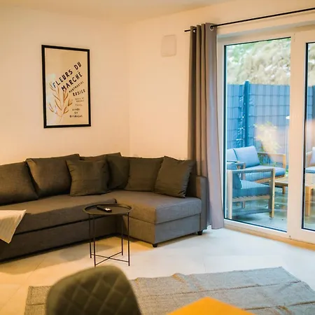 Holiday home Hugos Design House Am Waldrand - Ruhig & Modern