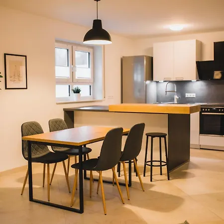 Hugos Design House Am Waldrand - Ruhig & Modern Bensheim