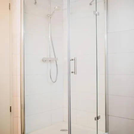 Holiday home Hugos Design House Am Waldrand - Ruhig & Modern Bensheim