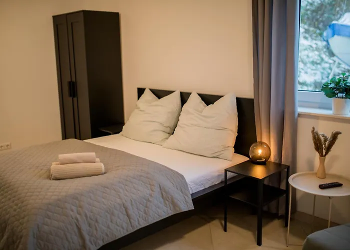 Hugos Design House Am Waldrand - Ruhig & Modern