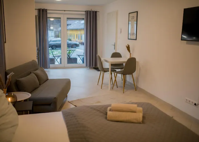 Hugos Design House Am Waldrand - Ruhig & Modern * Bensheim