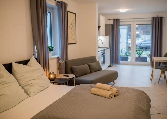 Hugos Design House Am Waldrand - Ruhig & Modern