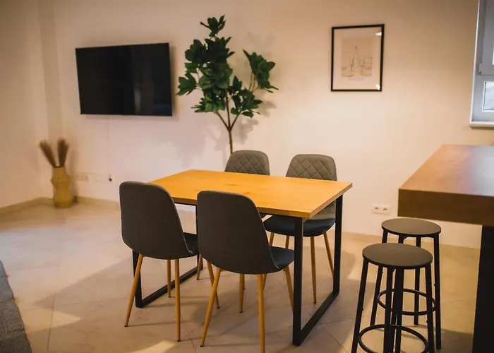 Hugos Design House Am Waldrand - Ruhig & Modern Nyaraló *