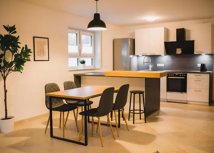 Hugos Design House Am Waldrand - Ruhig & Modern Bensheim